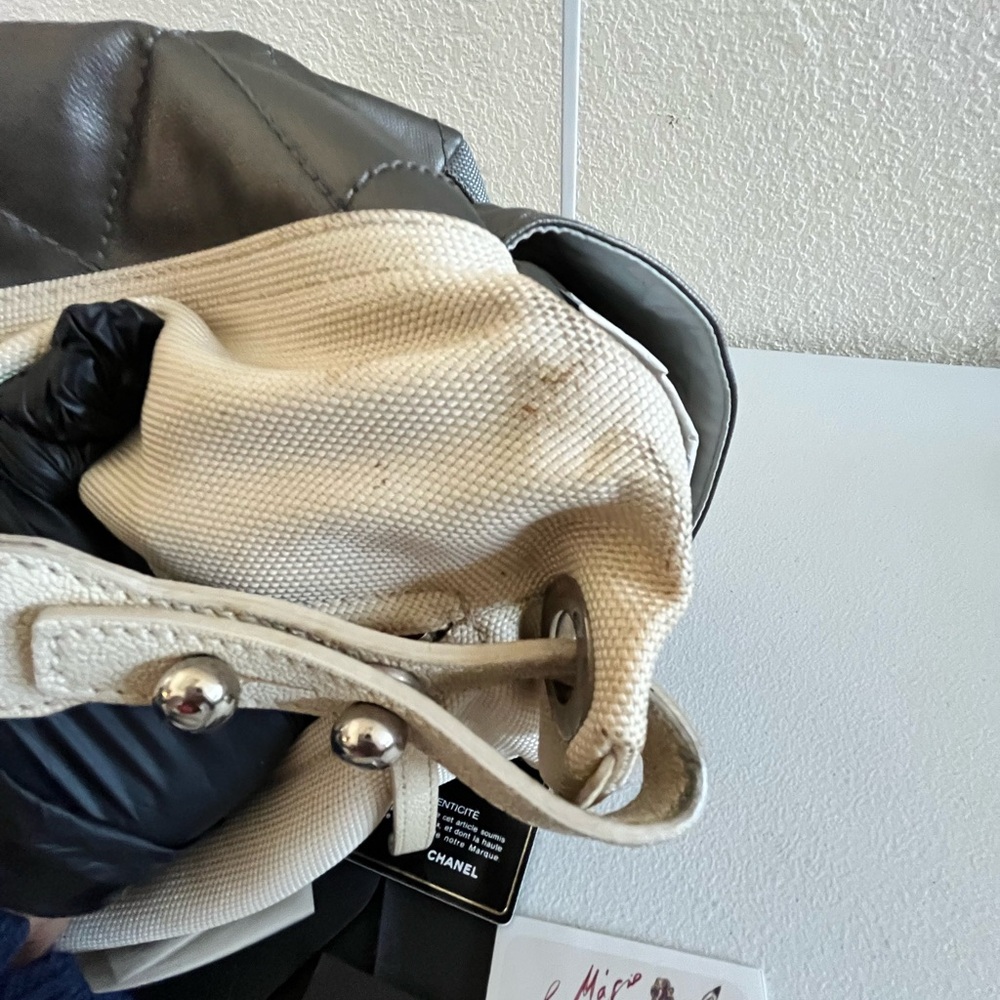 Chanel Two-Tone Patent Leather Shoulder Bag - - Picture 14 of 14